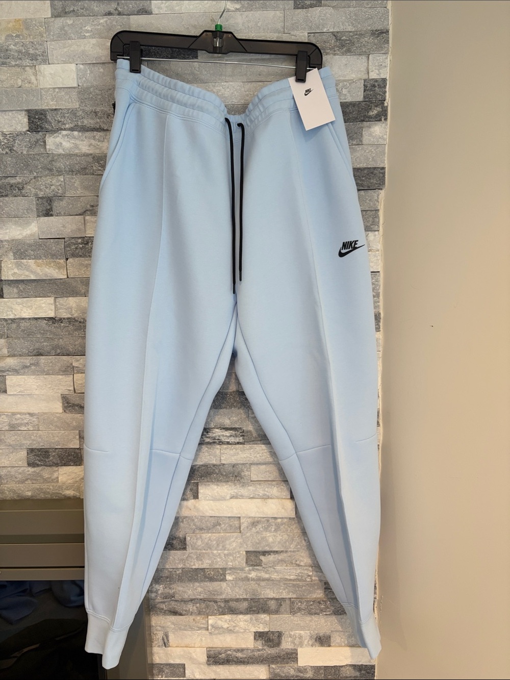 Nike tech women's joggers new with tags size xlarge